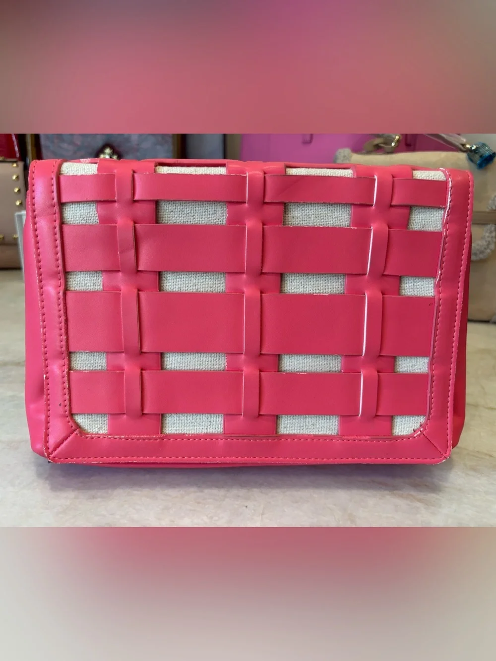 Pink Woven Crossbody Bag - Fashionable Women's Shoulder Bag - Picture 3 of 8